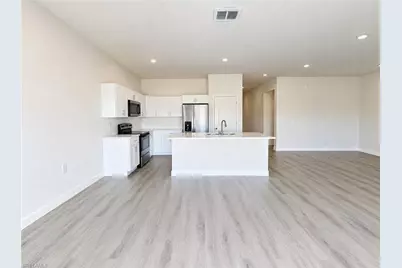 9024 E Justice Cir, Labelle, FL 33935 - Photo 4
