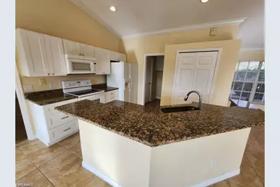 5 NW 30th Pl, Cape Coral, FL 33993 - Photo 2