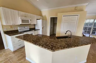 5 NW 30th Pl, Cape Coral, FL 33993 - Photo 2