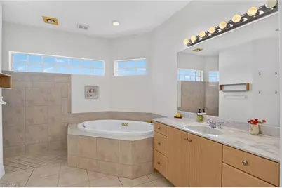 1012 SW 39th Ter, Cape Coral, FL 33914 - Photo 20