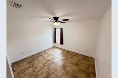 606 SE 13th Ter, Cape Coral, FL 33990 - Photo 10