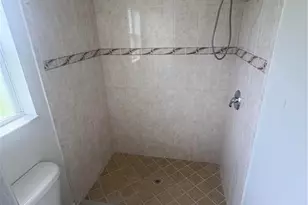 2202 NE 6th St, Cape Coral, FL 33909 - Photo 10
