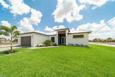 1227 NW 40th Pl, Cape Coral, FL 33993 - Photo 2