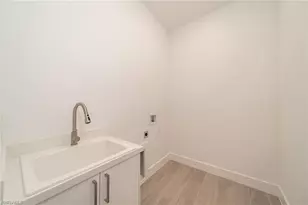 1227 NW 40th Pl, Cape Coral, FL 33993 - Photo 20