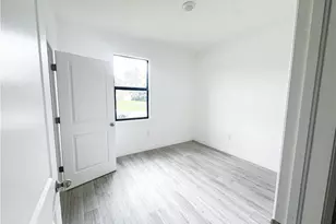 6036 Acorn Cir, Labelle, FL 33935 - Photo 2