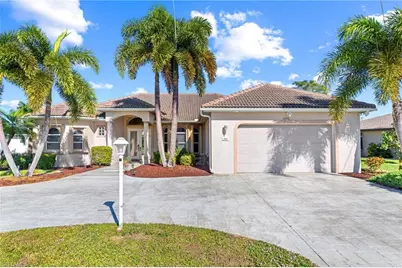 1935 SE 26th St, Cape Coral, FL 33904 - Photo 2