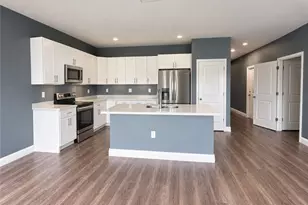 6009 Keystone Cir, Labelle, FL 33935 - Photo 2