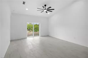 1020/1022 Bell Blvd, Lehigh Acres, FL 33974 - Photo 18