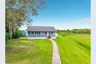 3254 Nancy Ct, Lehigh Acres, FL 33971 - Photo 4