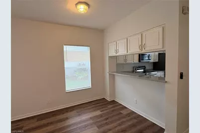 8079 Pacific Beach Dr, Fort Myers, FL 33996 - Photo 4