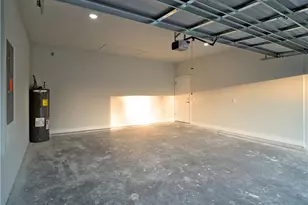 8056 Sherwood Cir, Labelle, FL 33935 - Photo 2