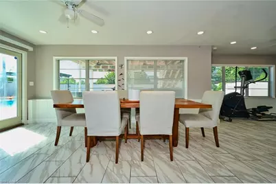 2212 Crystal Dr, Fort Myers, FL 33907 - Photo 14