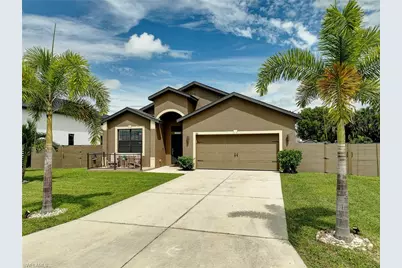 1811 SW 13th St, Cape Coral, FL 33991 - Photo 1