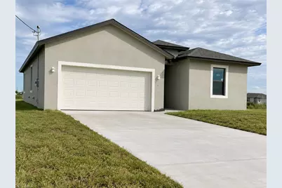 5030 S Peachtree Cir, Labelle, FL 33935 - Photo 1