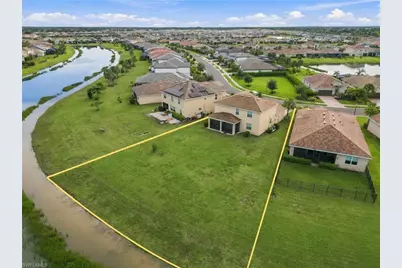 16145 Rosemallow Ln, Alva, FL 33920 - Photo 2