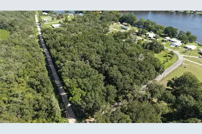 104 Twin Lake Grove Dr Dr, Interlachen, FL 32148 - Photo 10