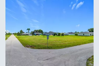 229 NW 9th Ter, Cape Coral, FL 33993 - Photo 10