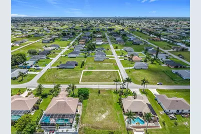 229 NW 9th Ter, Cape Coral, FL 33993 - Photo 8