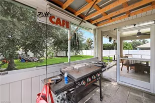 410 SW 7th Ct, Cape Coral, FL 33991 - Photo 22