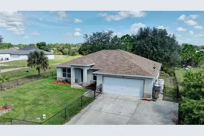 3020 62nd St W, Lehigh Acres, FL 33971 - Photo 6