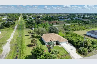 3020 62nd St W, Lehigh Acres, FL 33971 - Photo 8