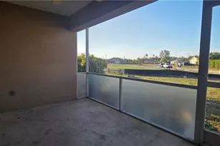 1013 SE 12th Terrace, Cape Coral, FL 33990 - Photo 18