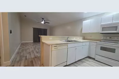 1013 SE 12th Ter, Cape Coral, FL 33990 - Photo 4
