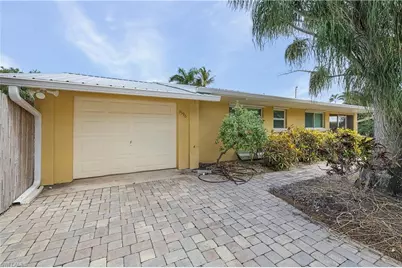 3596 Emerald Ave, Saint James City, FL 33956 - Photo 4