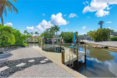 117 Sand Dollar Dr, Fort Myers Beach, FL 33931 - Photo 42