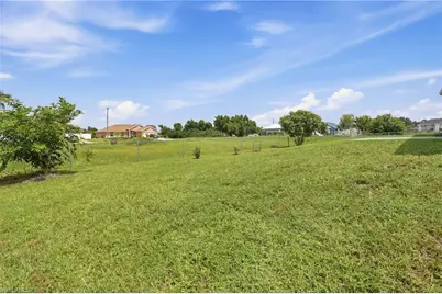 4102 10th St W, Lehigh Acres, FL 33971 - Photo 38