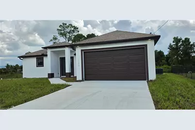 1126 Milwaukee Blvd, Lehigh Acres, FL 33974 - Photo 2