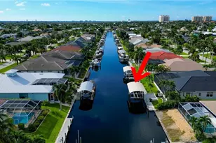 5217 SW 9th Pl, Cape Coral, FL 33914 - Photo 2