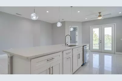 1117 NE 11th Ter, Cape Coral, FL 33909 - Photo 4