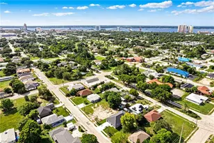 2983 Dunbar Ave, Fort Myers, FL 33916 - Photo 4