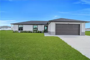 508 Kismet Pkwy W, Cape Coral, FL 33993 - Photo 1