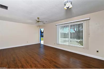 13 Hamlin Ct, Lehigh Acres, FL 33936 - Photo 18
