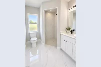 2409 NE 19th Ave, Cape Coral, FL 33909 - Photo 6