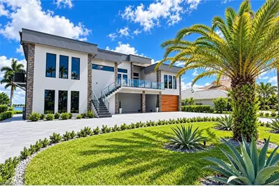 141 E North Shore Ave, North Fort Myers, FL 33917 - Photo 2