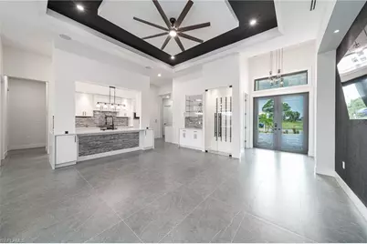 209 Chiquita Blvd N, Cape Coral, FL 33993 - Photo 12