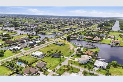 932 Old Burnt Store Rd N, Cape Coral, FL 33993 - Photo 28