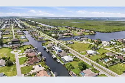 932 Old Burnt Store Rd N, Cape Coral, FL 33993 - Photo 12