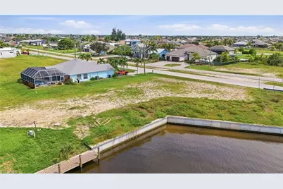932 Old Burnt Store Rd N, Cape Coral, FL 33993 - Photo 18