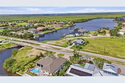 932 Old Burnt Store Rd N, Cape Coral, FL 33993 - Photo 10