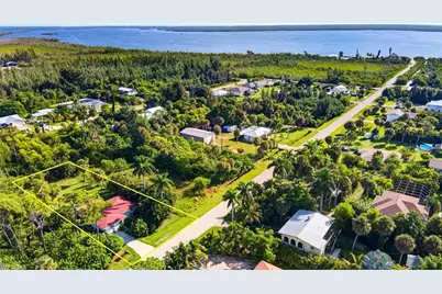 3628 Tropical Point Dr, Saint James City, FL 33956 - Photo 30