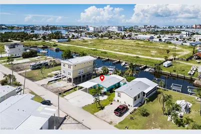 847 Oak St, Fort Myers Beach, FL 33931 - Photo 30
