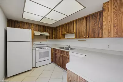 12491 McGregor Blvd #16, Fort Myers, FL 33919 - Photo 2