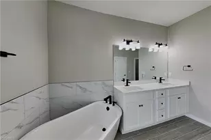 16387 Alcira Cir, Punta Gorda, FL 33955 - Photo 10