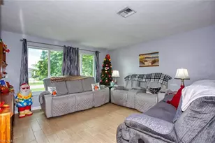 1227 Everest Pkwy, Cape Coral, FL 33904 - Photo 2