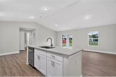 109 NE 23rd St, Cape Coral, FL 33909 - Photo 14