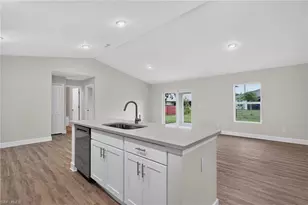 109 NE 23rd St, Cape Coral, FL 33909 - Photo 14